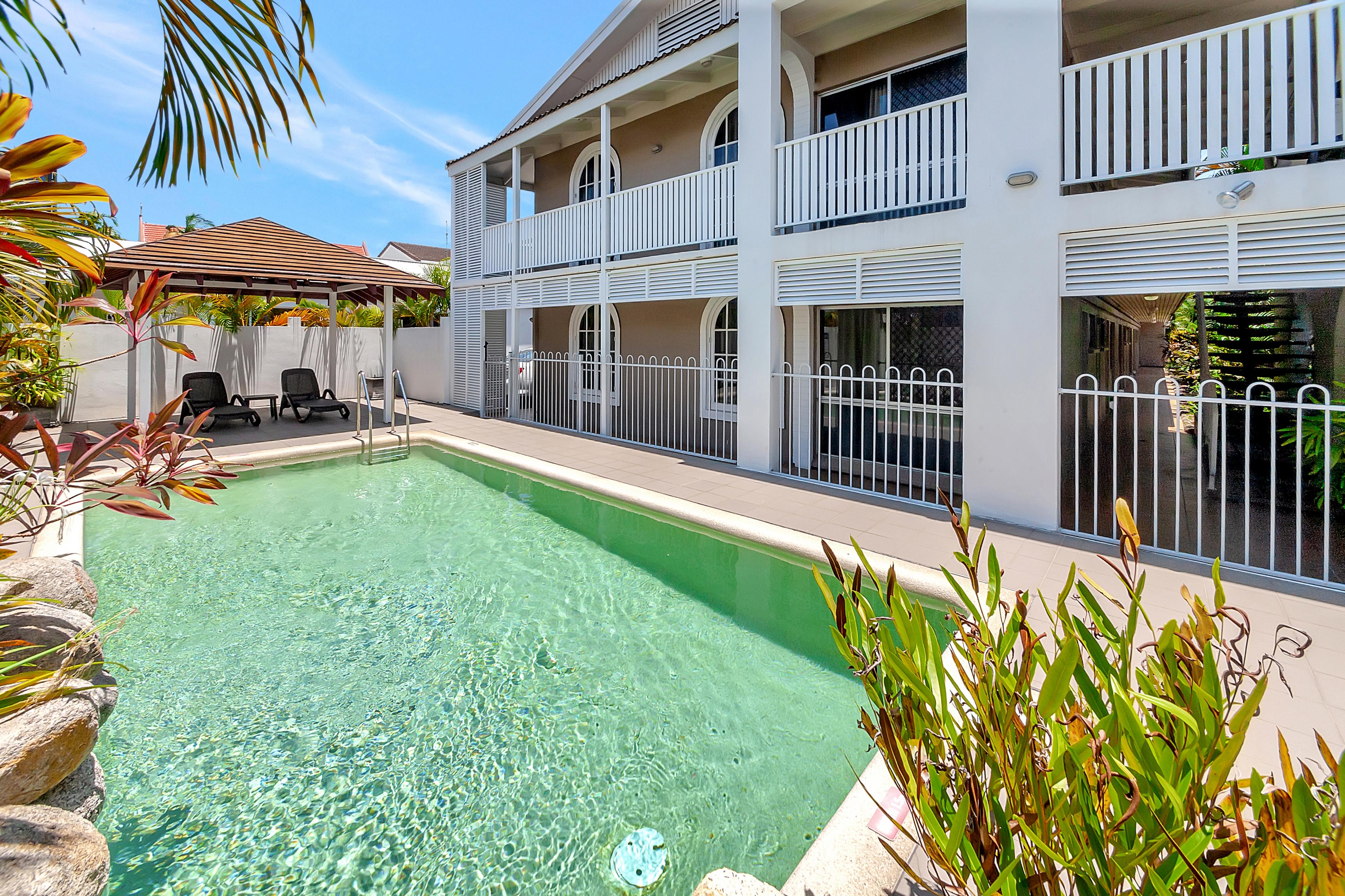 Comfort Inn Cairns City Exterior photo