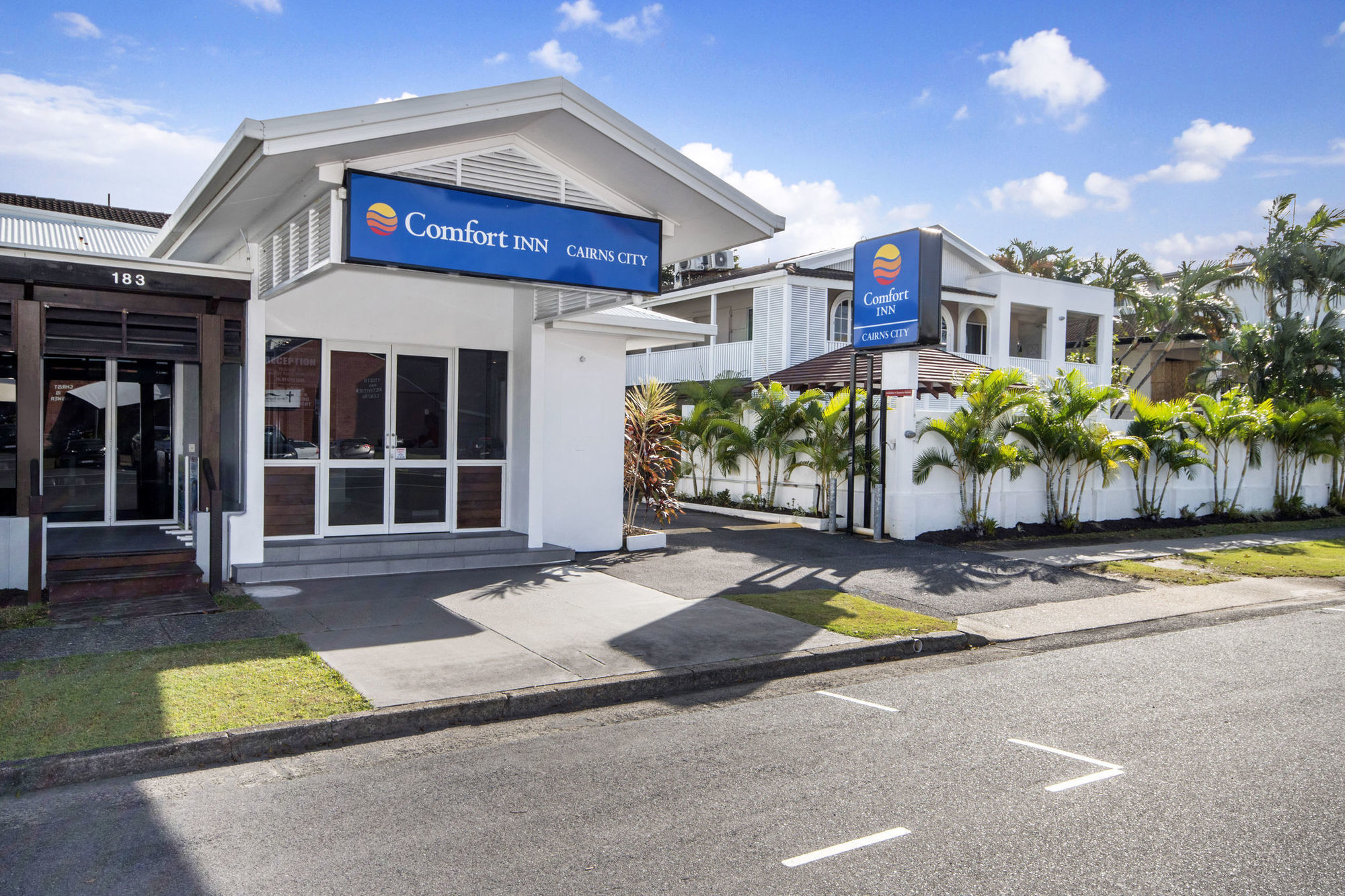 Comfort Inn Cairns City Exterior photo