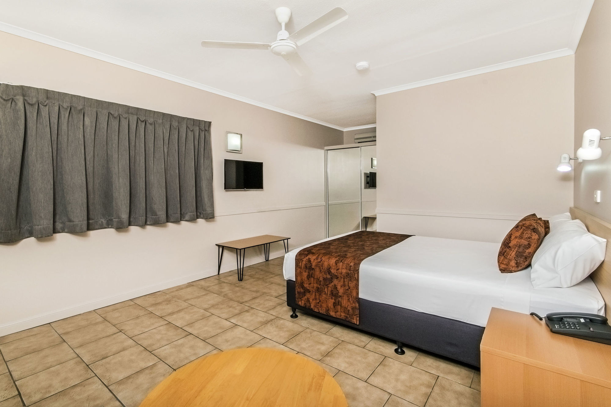 Comfort Inn Cairns City Room photo