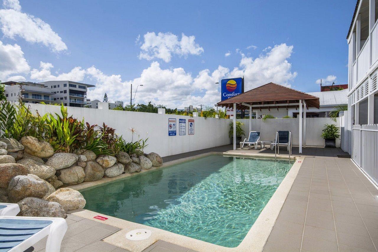 Comfort Inn Cairns City Exterior photo