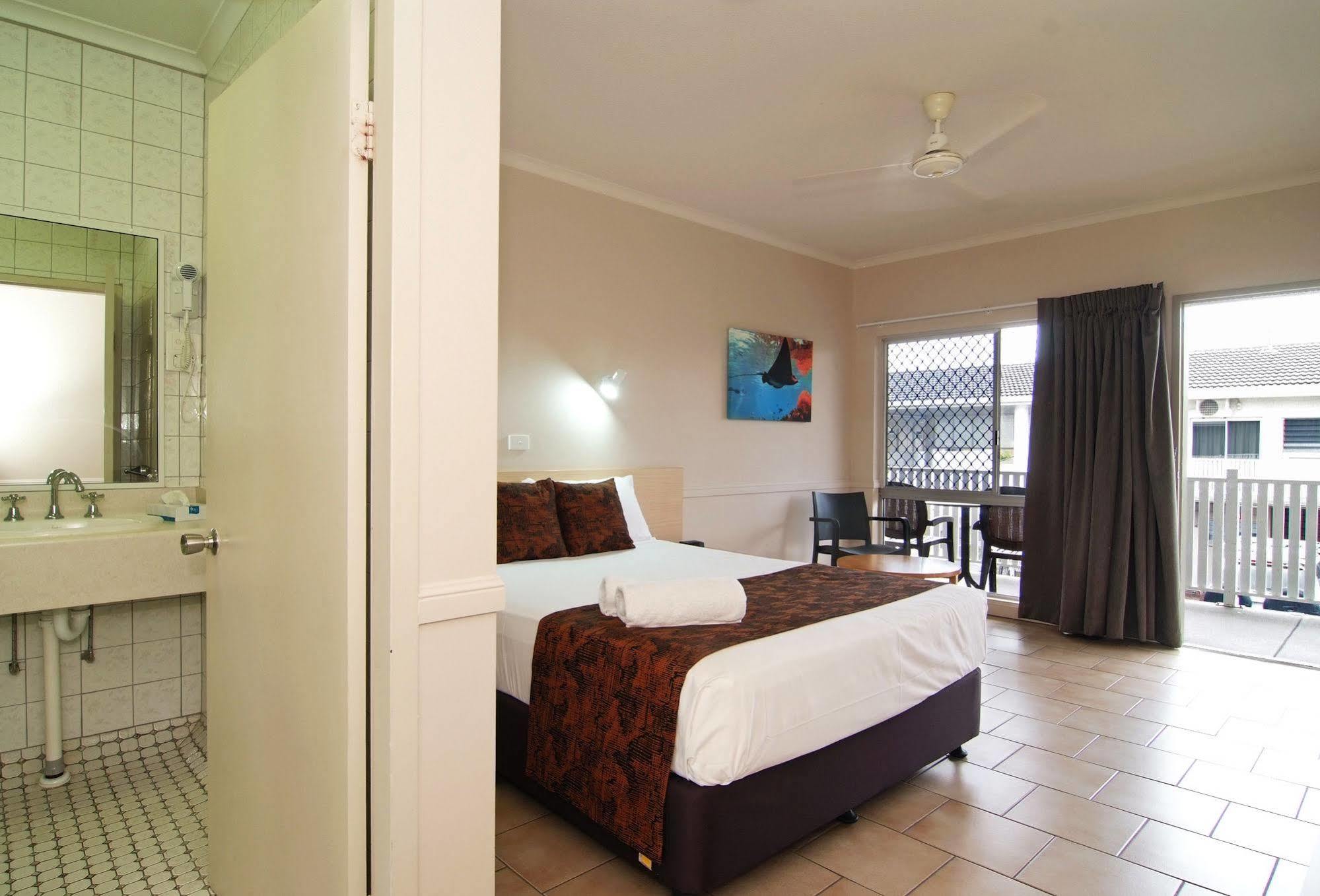 Comfort Inn Cairns City Exterior photo